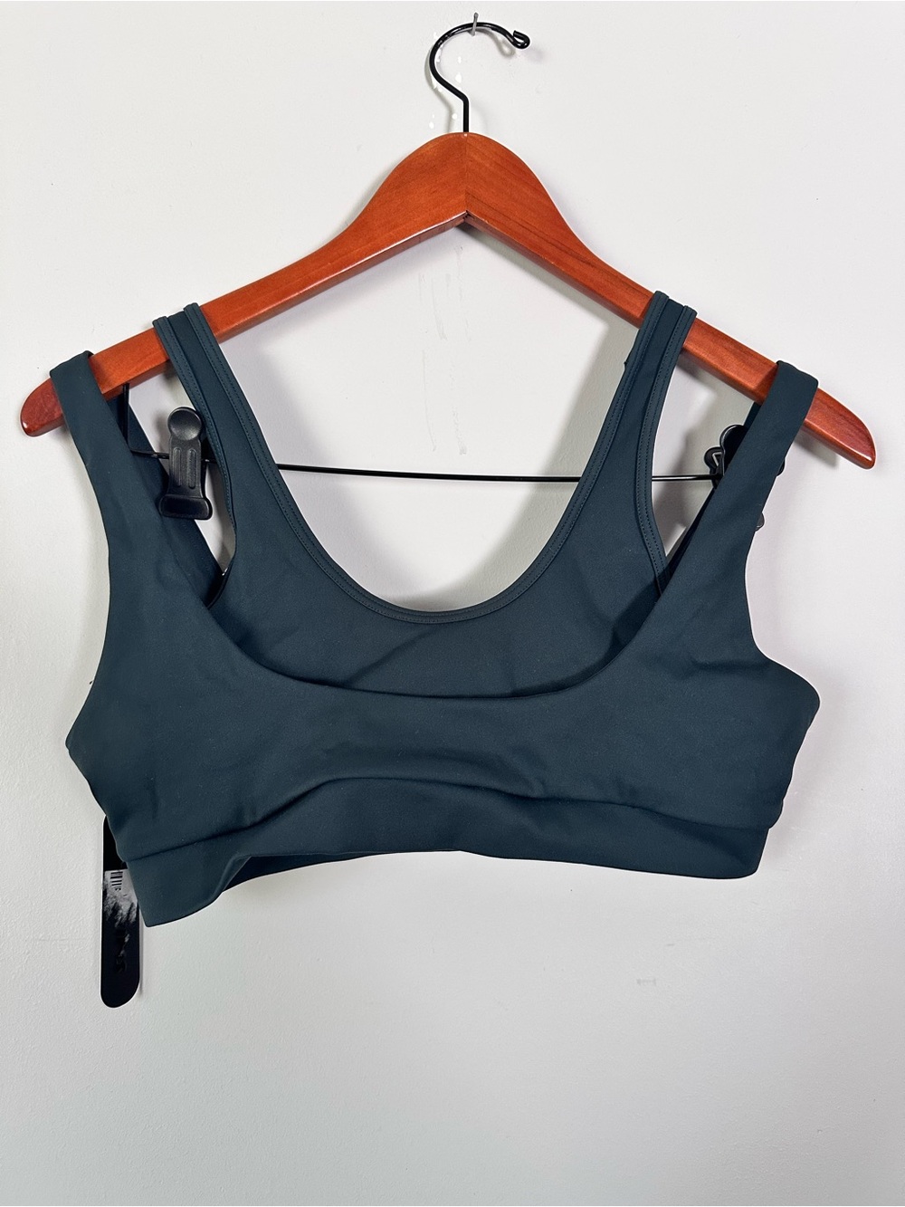 NikeSKIMS Matte Double Strap Scoop Bra NWT Size M